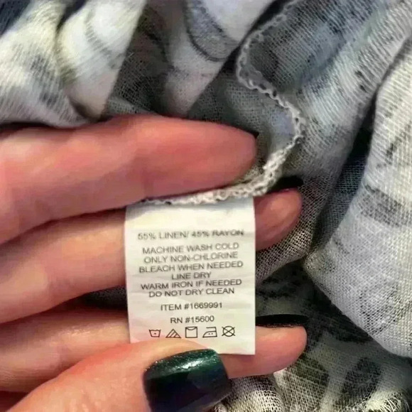 Briggs Linen Blend Floral Sleeveless V-Neck Shift Dress Size M Black & White - Picture 11 of 11